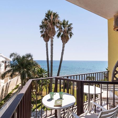 B&B La Terrazza Sul Mare 아볼라 외부 사진