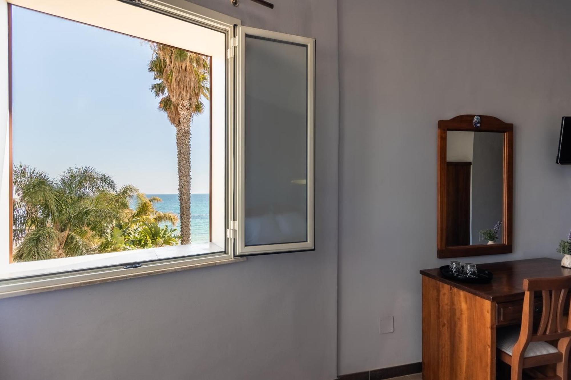 B&B La Terrazza Sul Mare 아볼라 외부 사진