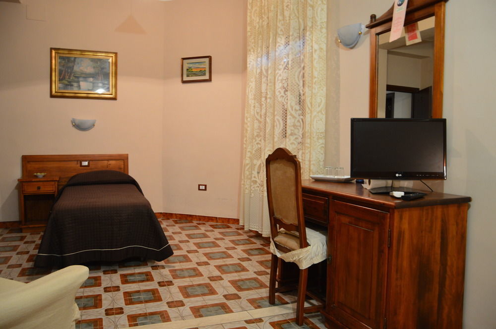 B&B La Terrazza Sul Mare 아볼라 외부 사진